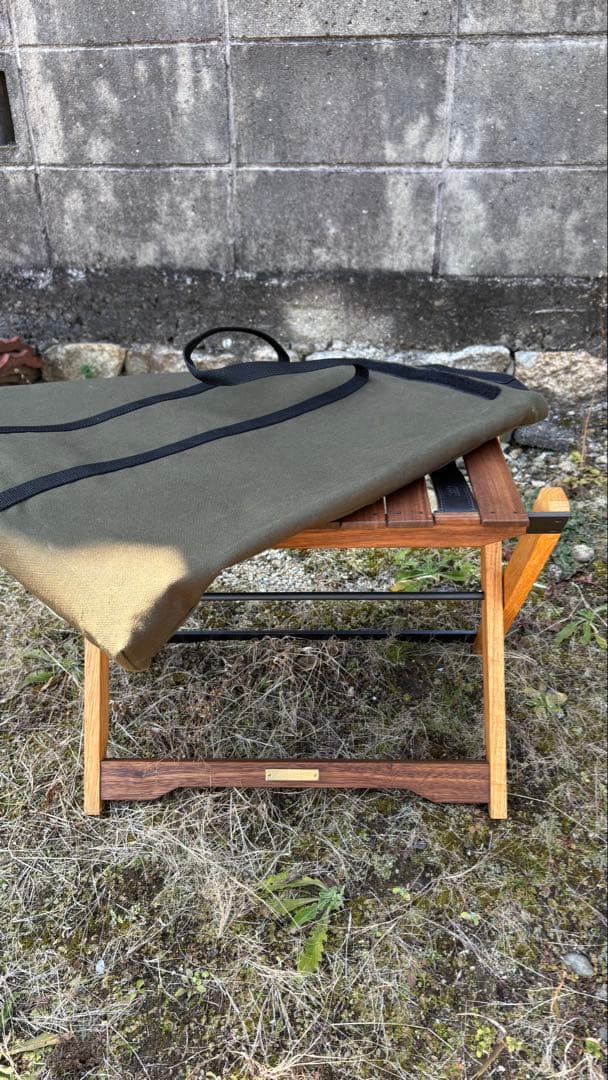 Hiku 01stand 01スタンド　omadesign