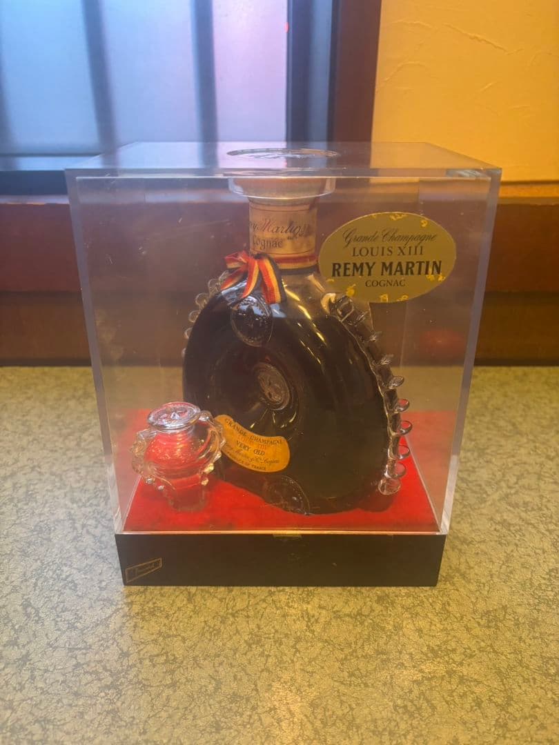 Louis XIII Rémy Martin ブランデー グラス付き