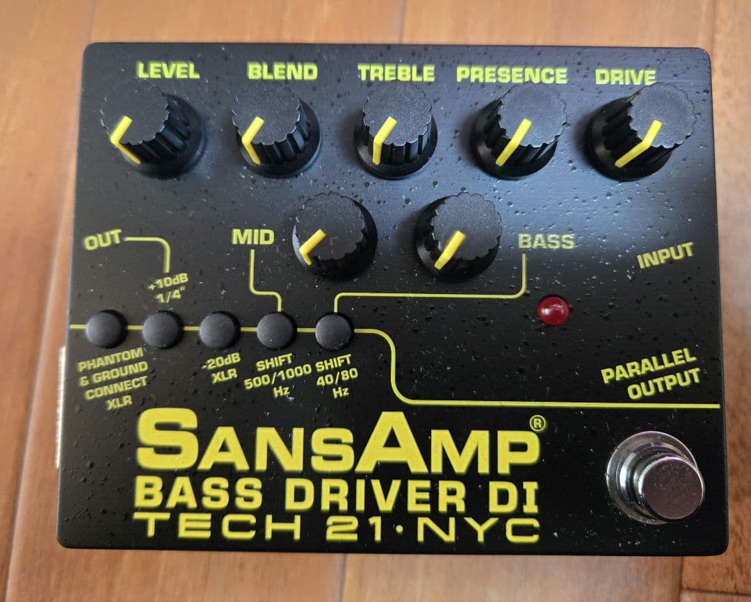 ベース SansAmp BASS D DI V2 TECH 21