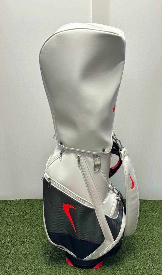 Nike ゴルフバッグ・キャディバッグ ホワイト/グレー/レッド　状態良好