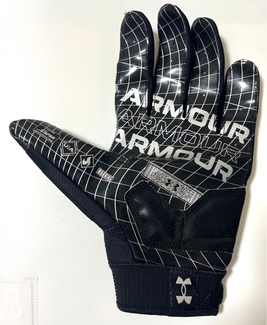 【美品】アンダーアーマー COMBAT 6 アメフト グローブ