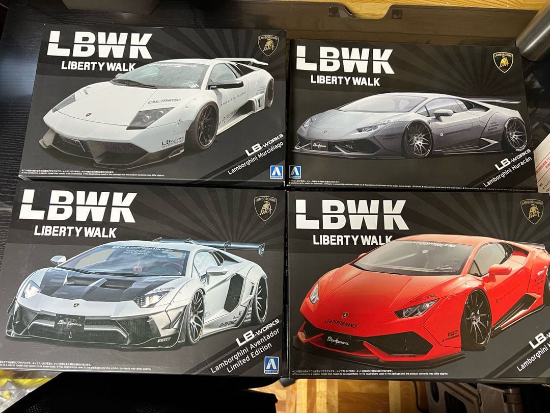 アオシマ　LBWK リバティーウォーク　ランボルギーニ　4台セット　新品未組立