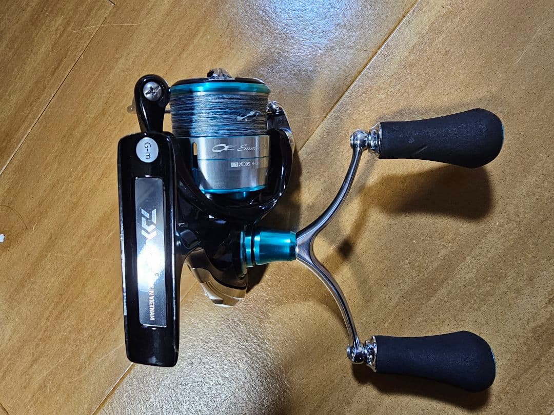 リール Emeraldas 2500S-H-DH