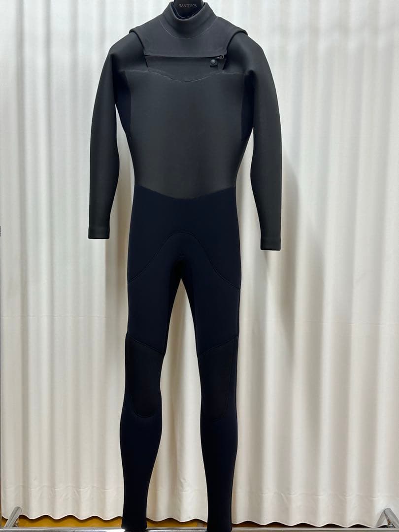 セミドライ　オールブラック　5/3mm チェストジップ　M