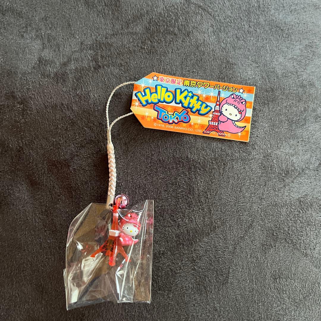 値下げ❗️希少！レア！　ご当地キティ　東京タワーバージョン　ゴジラ