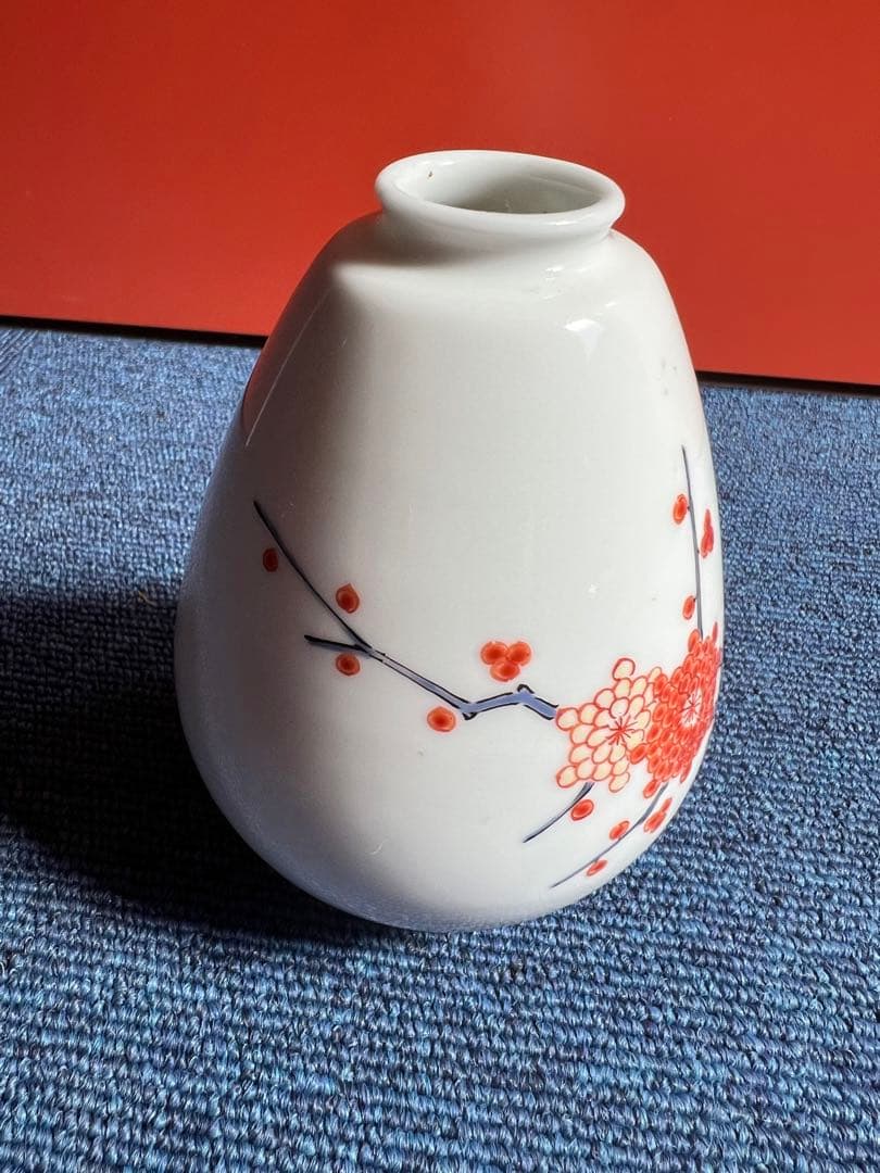 882 十四代　酒井柿右衛門　錦梅鳥文花瓶