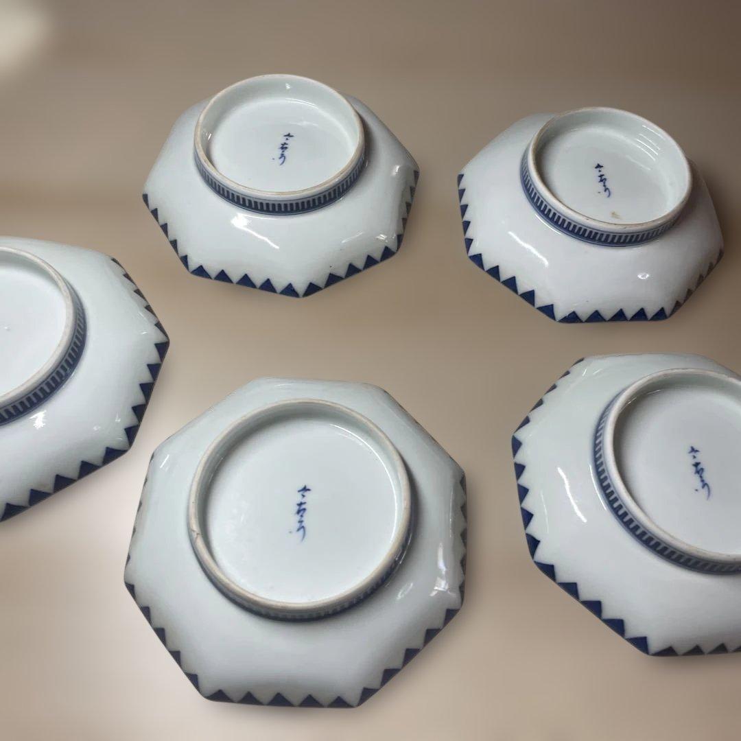 今泉今右衛門　鍋島染付ウロコ紋八角皿五客　箱なし