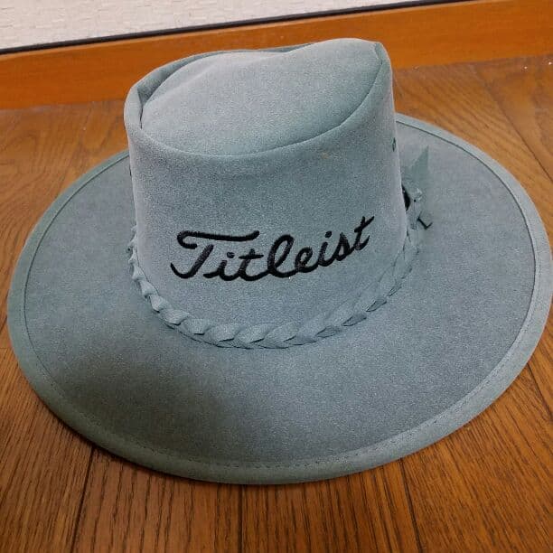 コレクター必見！タイトリスト　ハット帽！激レア品だと思います！ゴルフ好きに！