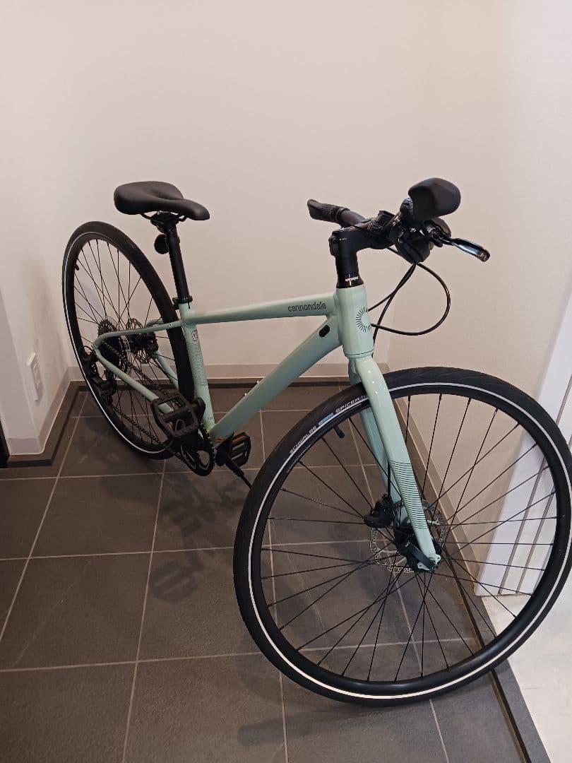 2021モデル　キャノンデール　クロスバイク　クイック4　XS