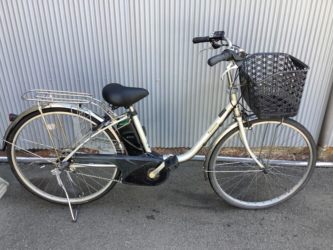 パナソニック新機種電動アシスト自転車vivi TX26インチシルバーボディー