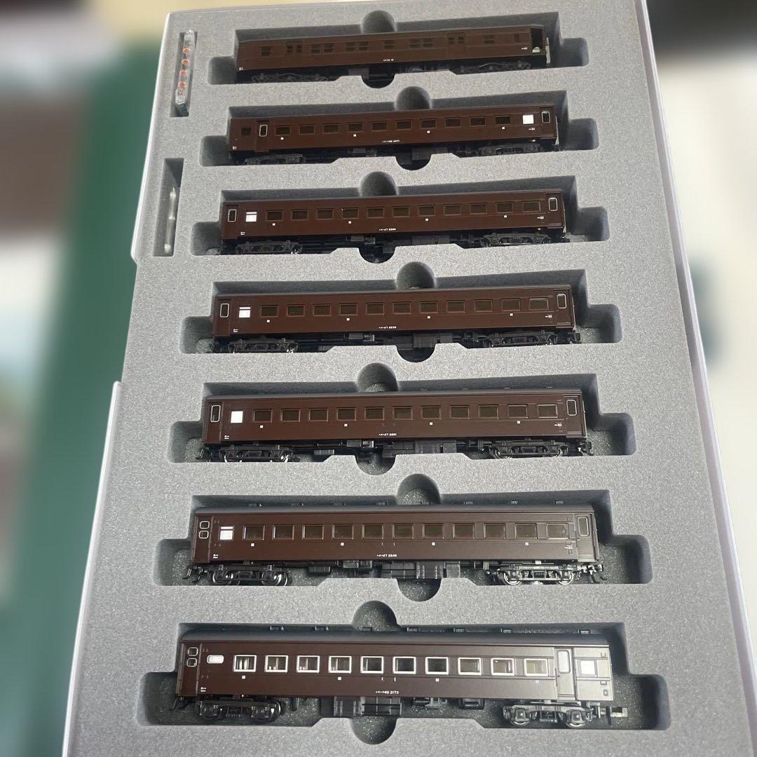 Nゲージ　KATO 10-1805 43系客車　と　EF55