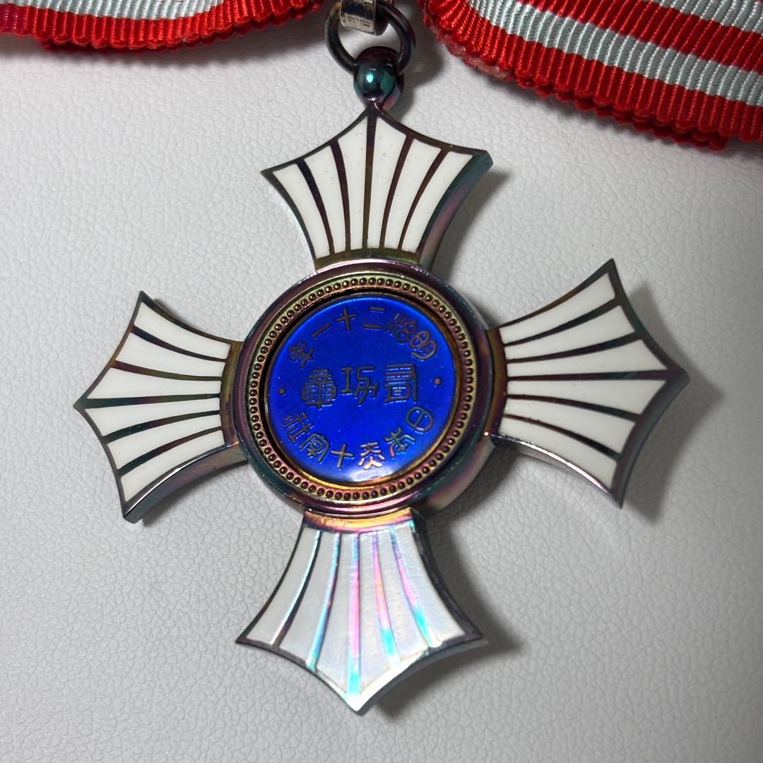 日本赤十字社勲章　金色有功章