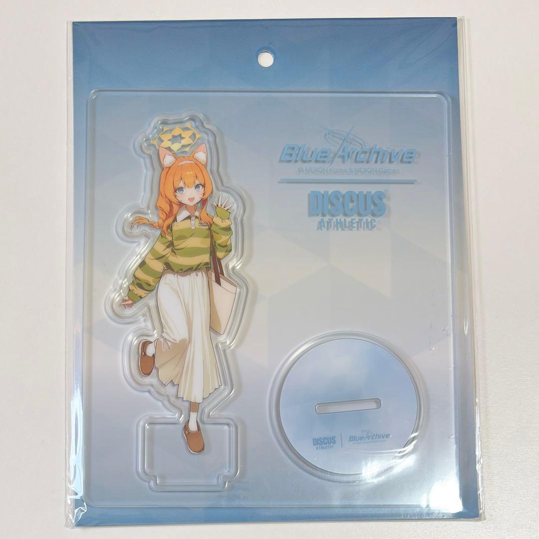 ブルーアーカイブ　韓国　ムシンサ　コラボ　 マリー　アクリルスタンド