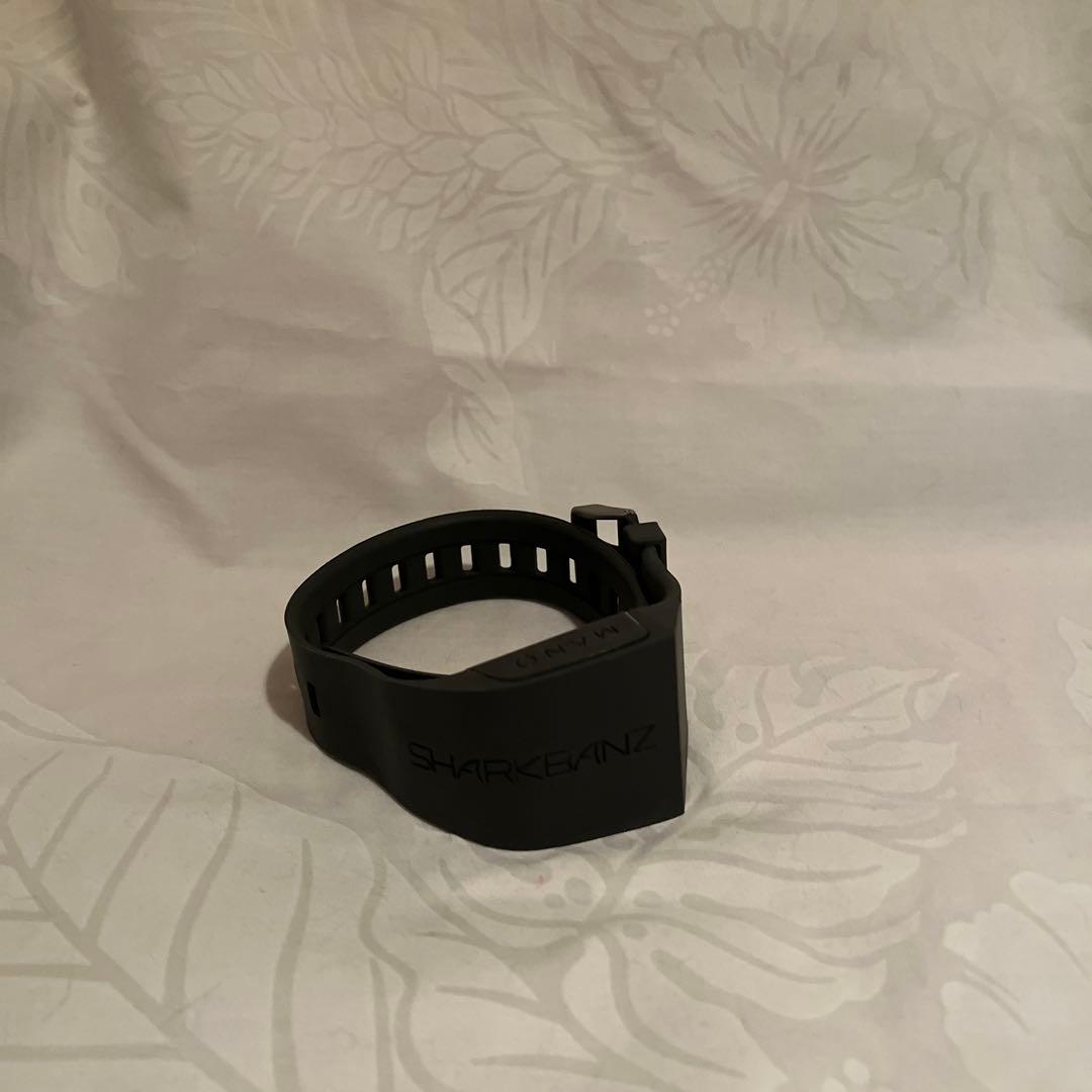 SHARKBANZ シャークバンズ　サメよけ サーフィン　ダイビング