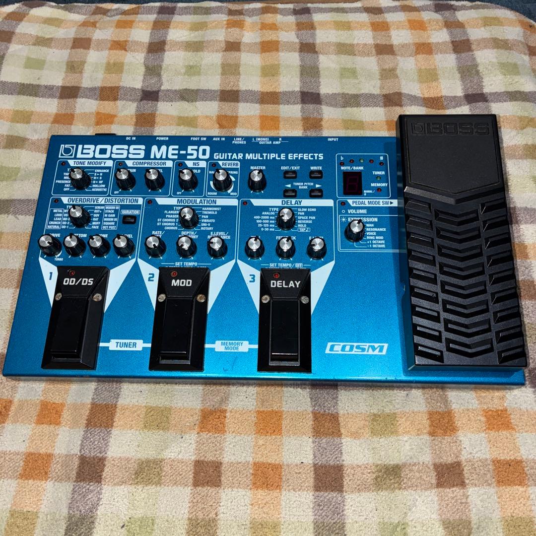 完動品　BOSS ME-50 マルチエフェクター