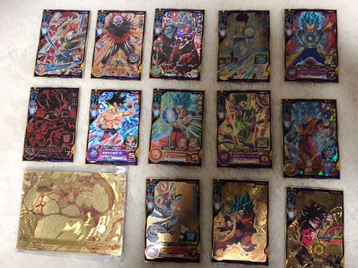 スーパードラゴンボールヒーローズ　カード