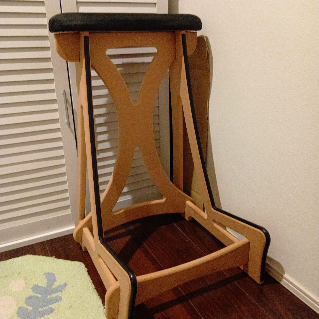 コントラバススタンド