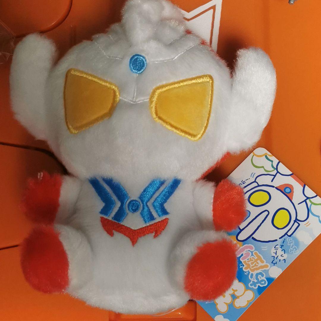 ウルトラマンタイガ　ウルトラマンショップ　ふわふわお座りぬいぐるみ　タグ付き