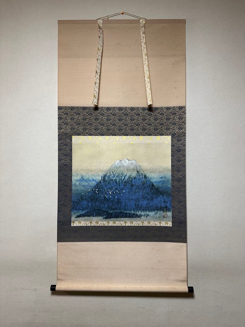 前田青邨　富士図　掛け軸　共箱　日本画　文化勲章　工芸