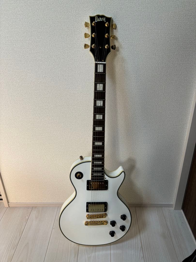 Burny レスポールスタイル ホワイト