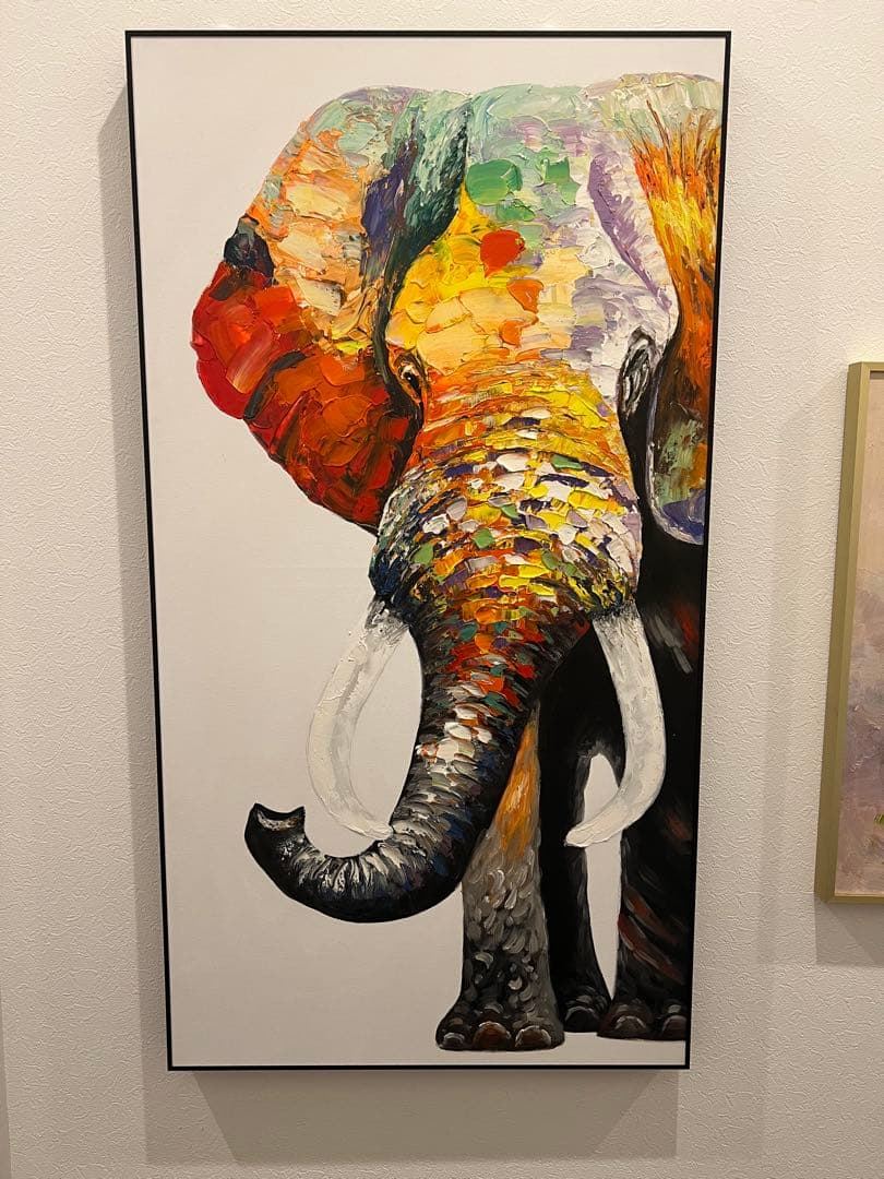 カラフルな象の絵画
