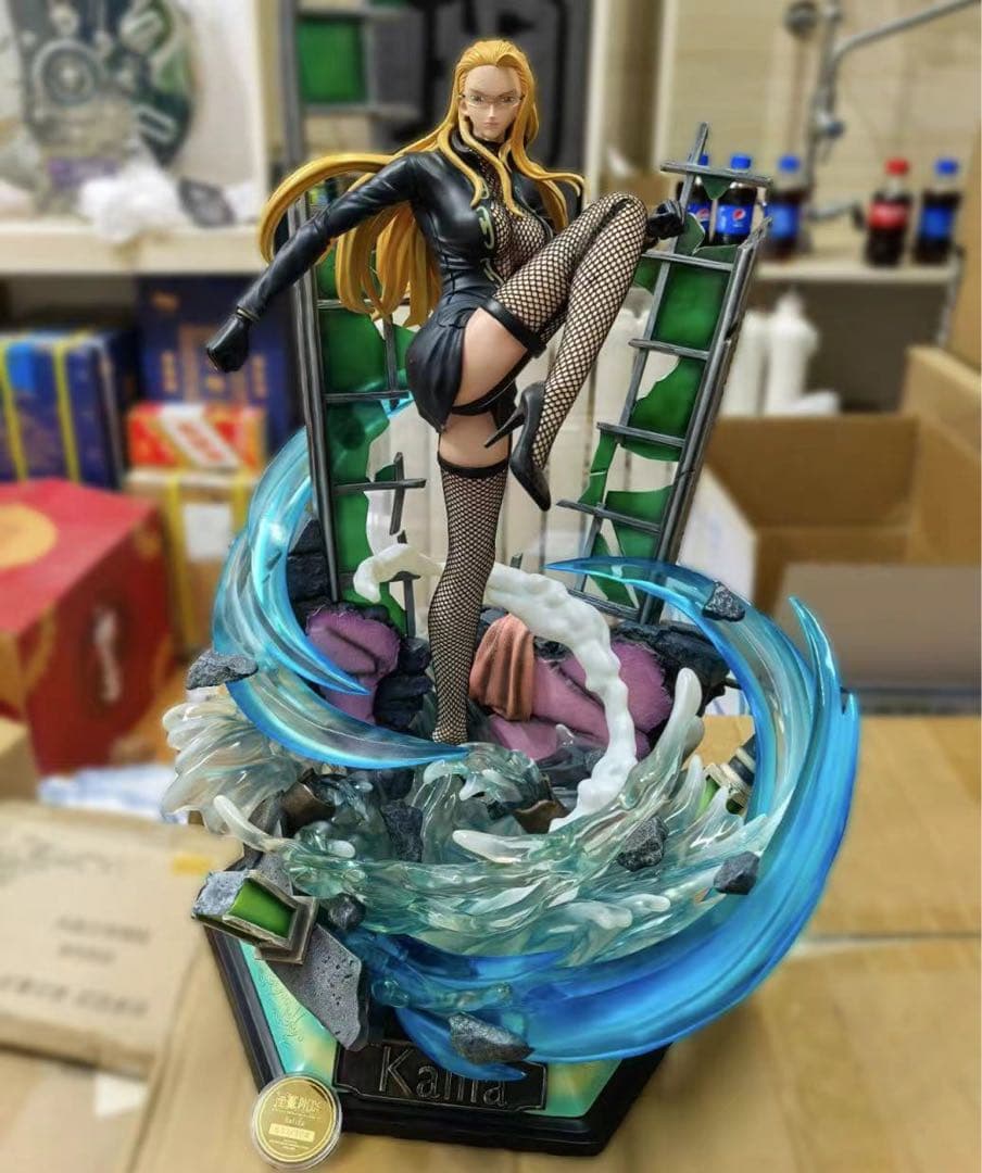 ワンピース カリファ ガレージキット ガレキ スタチュー①