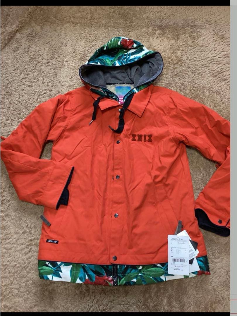 新品 xnix オレンジ　フェニックス コーチジャケット レディースＳ