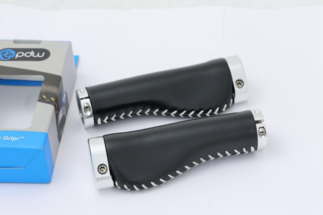 廃盤品　*PDW* whiskey ergo　グリップ　黒レザー　ブロンプトン