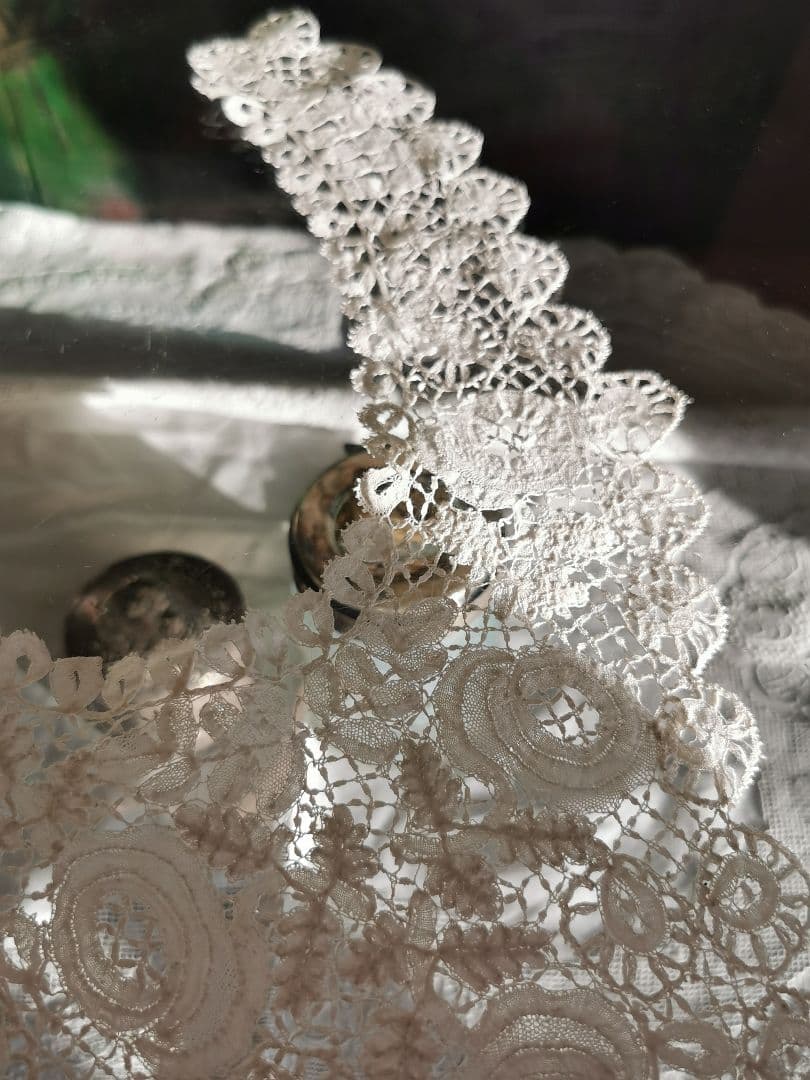 アンティーク ブリュッセル デュセスレース クラシックローズとリーフの付け襟