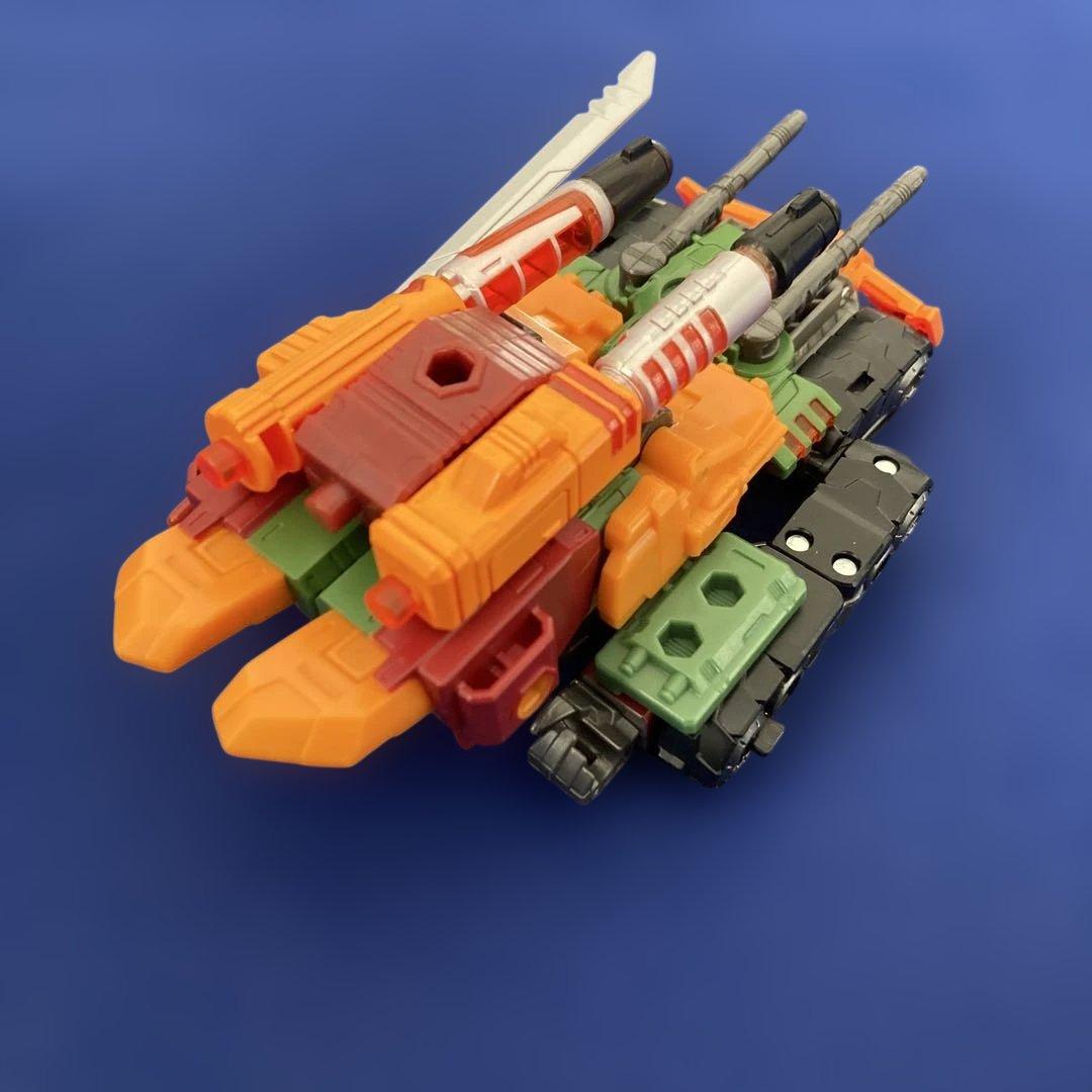 ブラジオン　トランスフォーマー レガシー エボリューション ハズブロ　海外版