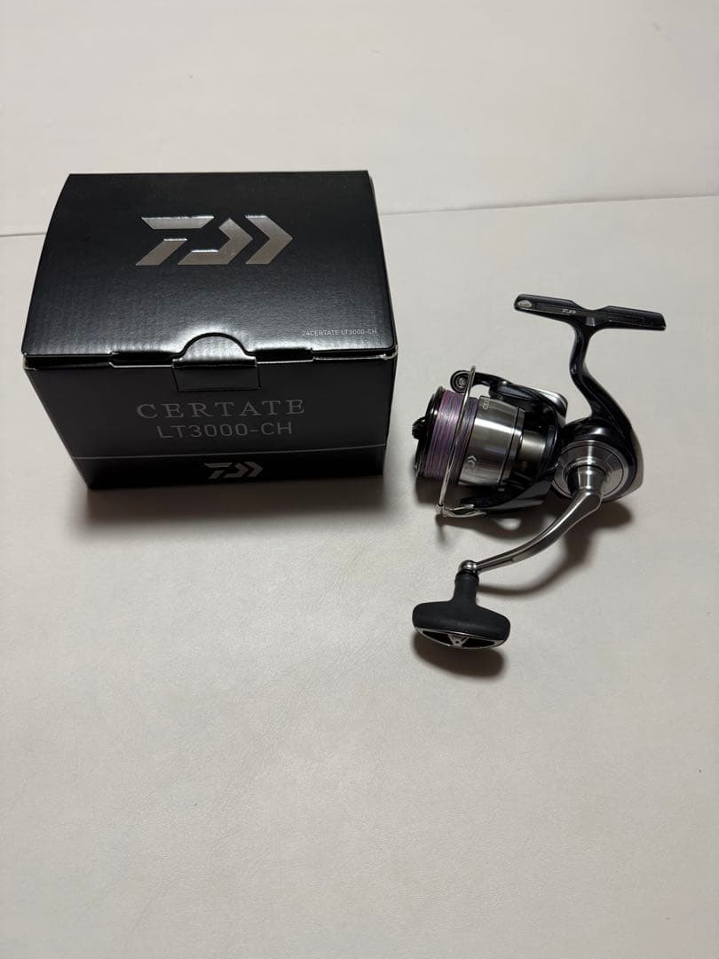 24セルテート　 LT3000-CH スピニングリール