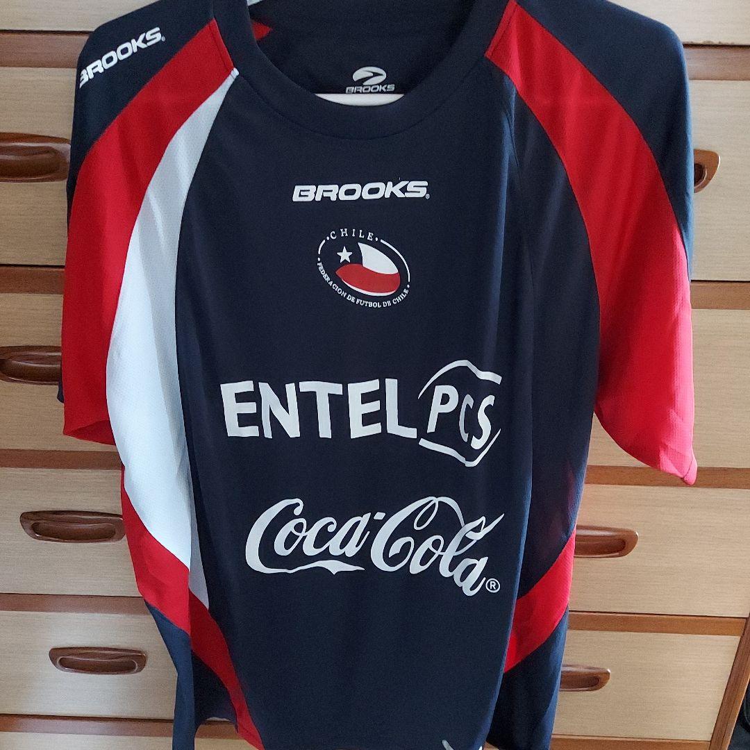 チリ代表　スポンサー入りトレーニングウェア、ジャージセット