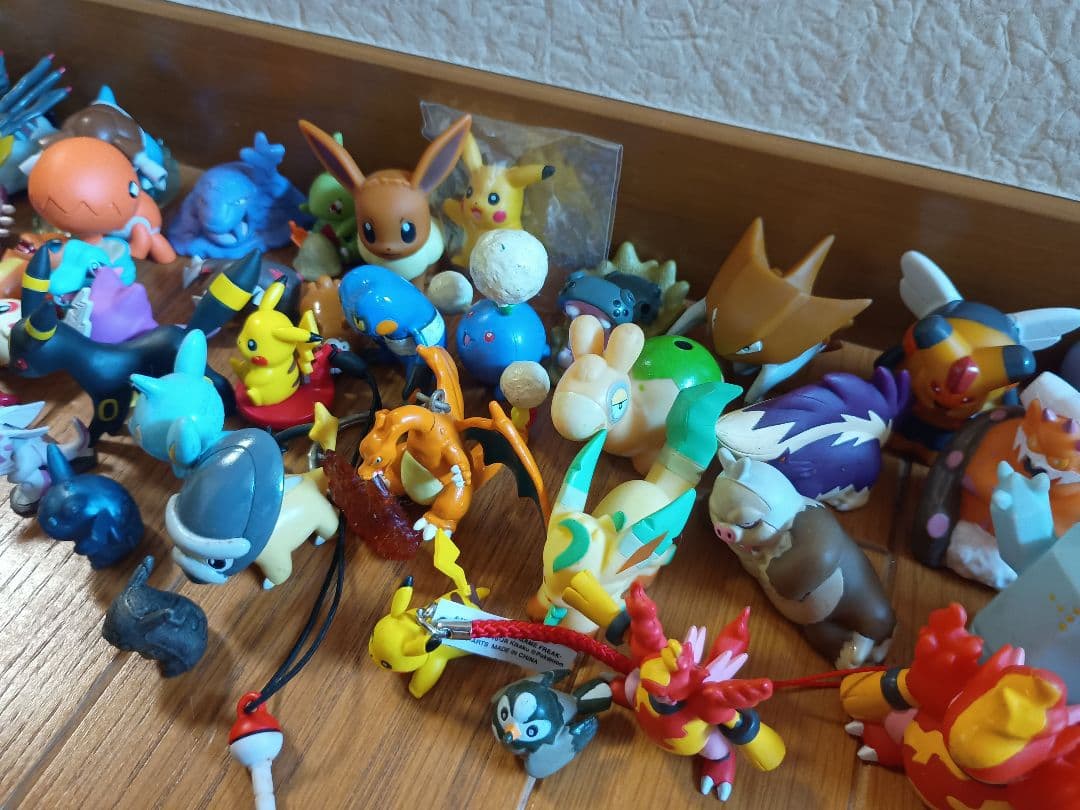 ポケモンフィギュア　セット売り　まとめ売り　リザードン