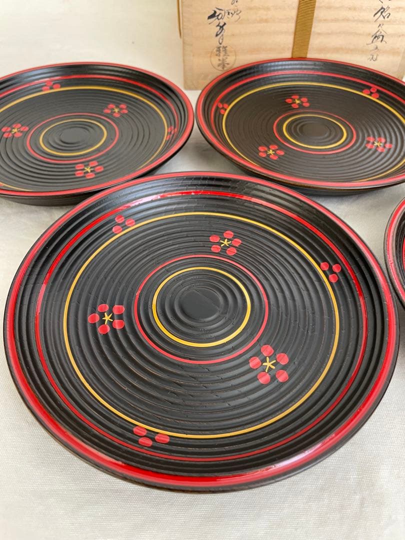 茶道具 漆器 菓子皿 山中塗 ⭐︎塗師 前端雅峯 梅鉢絵銘々盆 銘皿 5枚 共箱布