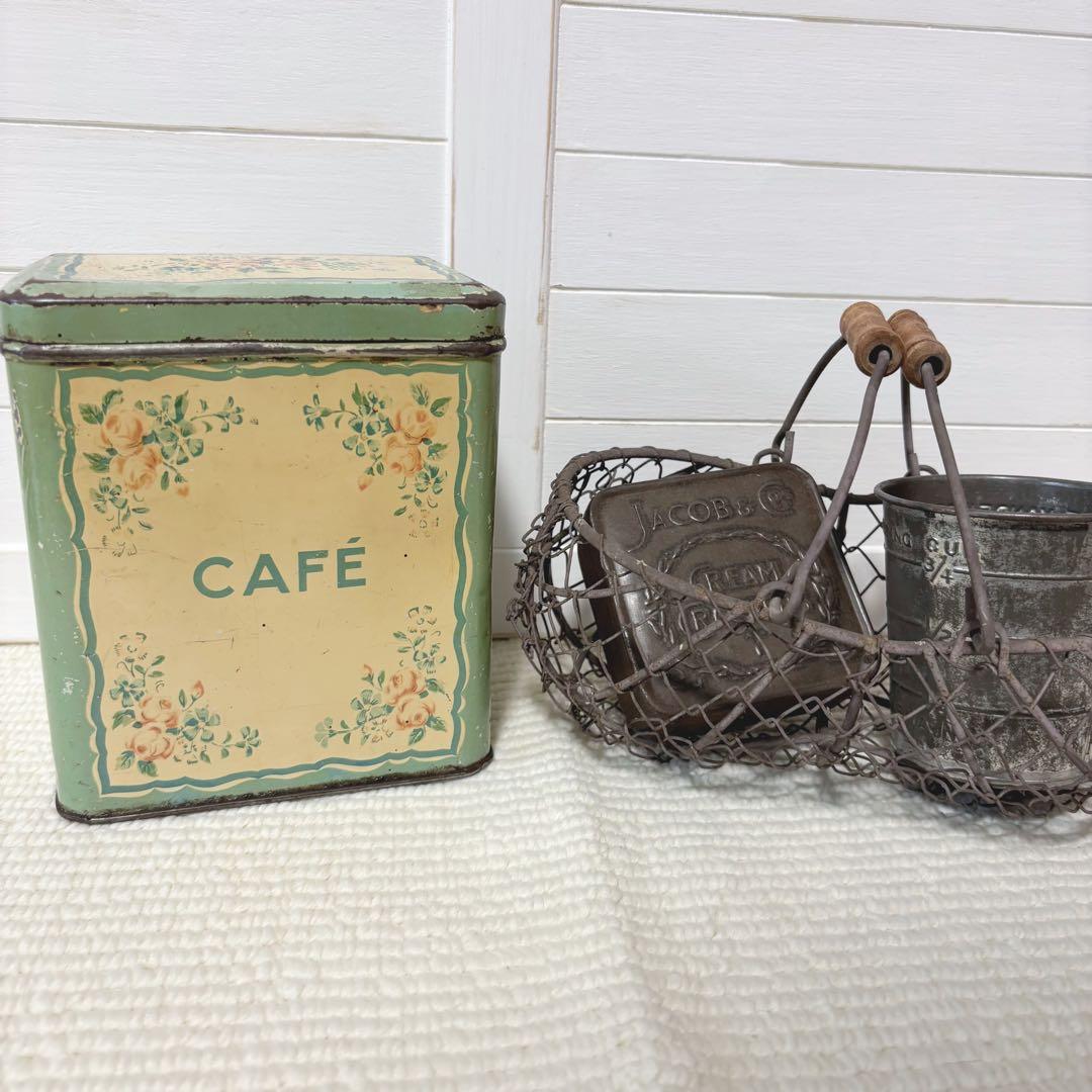 アンティーク　ショコラムニエ　TIN缶セット