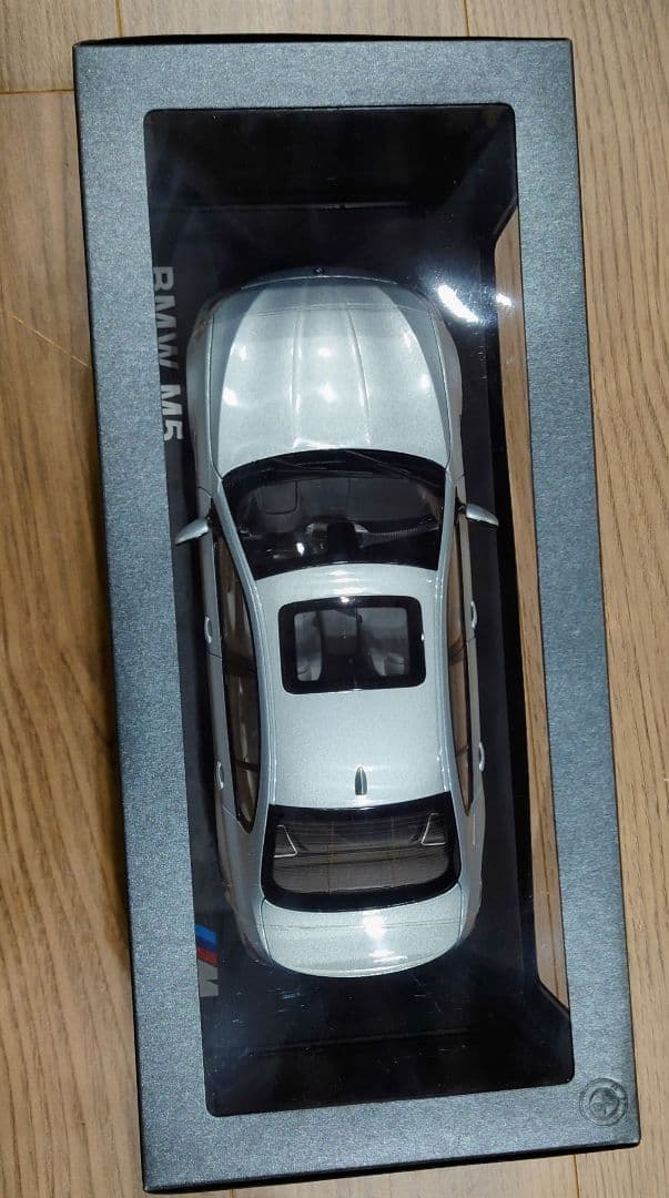 【新品】 M5 1/18スケールモデル【未開封】