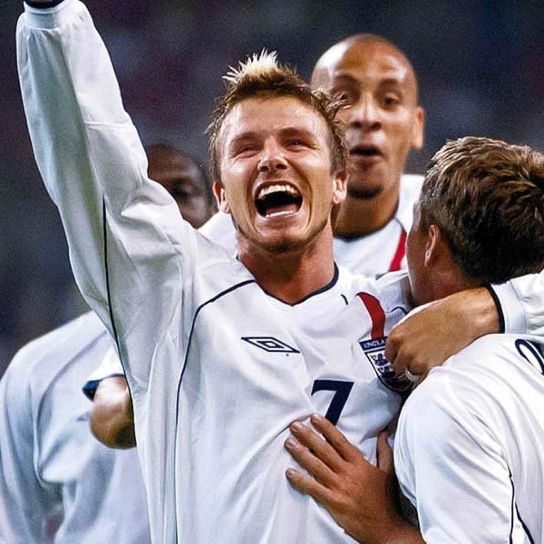 【★ベッカム】 古着 アンブロ イングランド代表 7番 2XL 白 長袖 ホーム