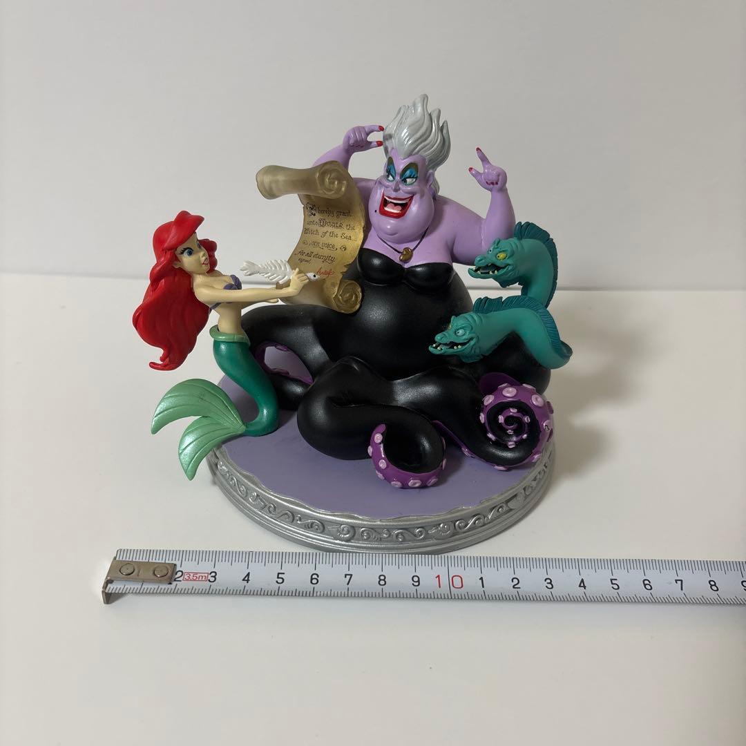 ディズニー　アリエル　アースラ　フィギュア