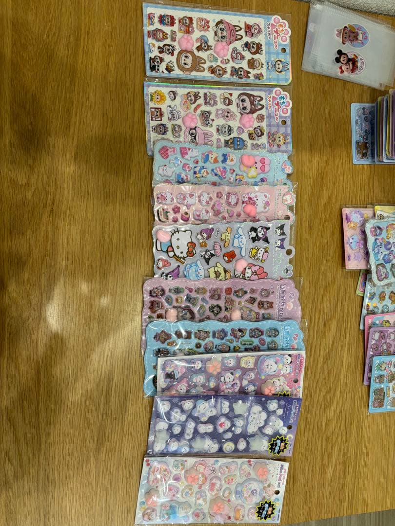 シール帳 完成品 引退品 シール ボンドロ うるちゅる