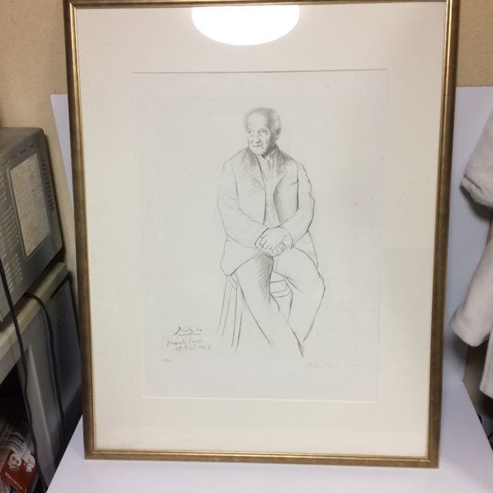 ピカソのリトグラフで、ピアノ教師です。額93センチ✖︎74、絵65センチ✖︎48です