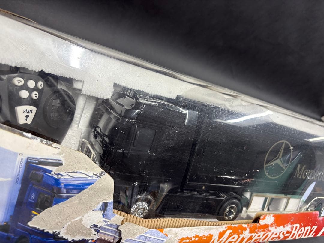 メルセデスベンツ アクトロス トレーラー トラック ラジコン　未使用保管品