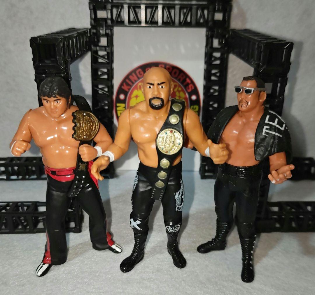 【闘魂三銃士　ベルト2本付】武藤敬司&蝶野正洋&橋本真也フィギュアセット