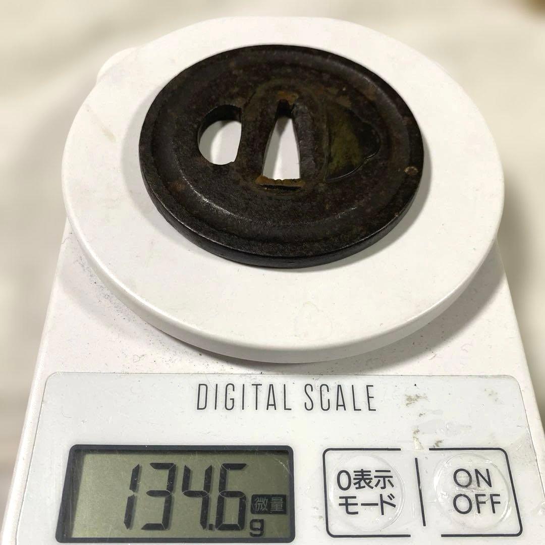 B-83 鍔　武具　刀装具　鉄地　骨董品　時代物　日本　美術品　工芸品