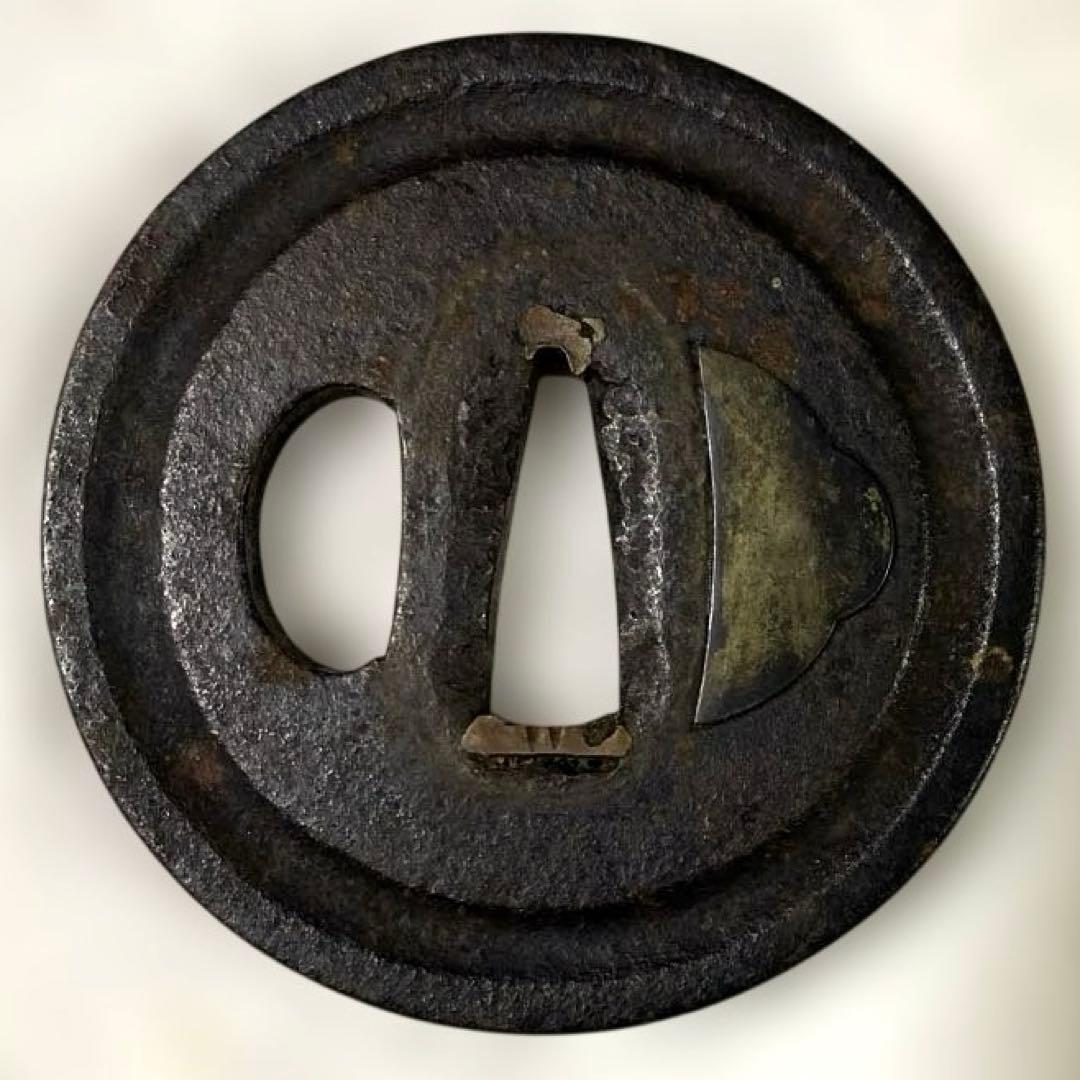 B-83 鍔　武具　刀装具　鉄地　骨董品　時代物　日本　美術品　工芸品