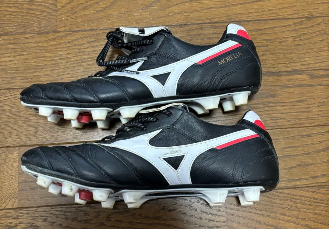 ミズノ　モレリア2JAPANサッカースパイク　ブラック/ホワイト28.0cm