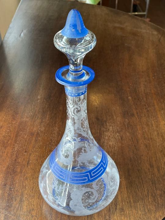 フランスアンティーク デキャンタ 青い蒔絵と鹿、鳥の柄