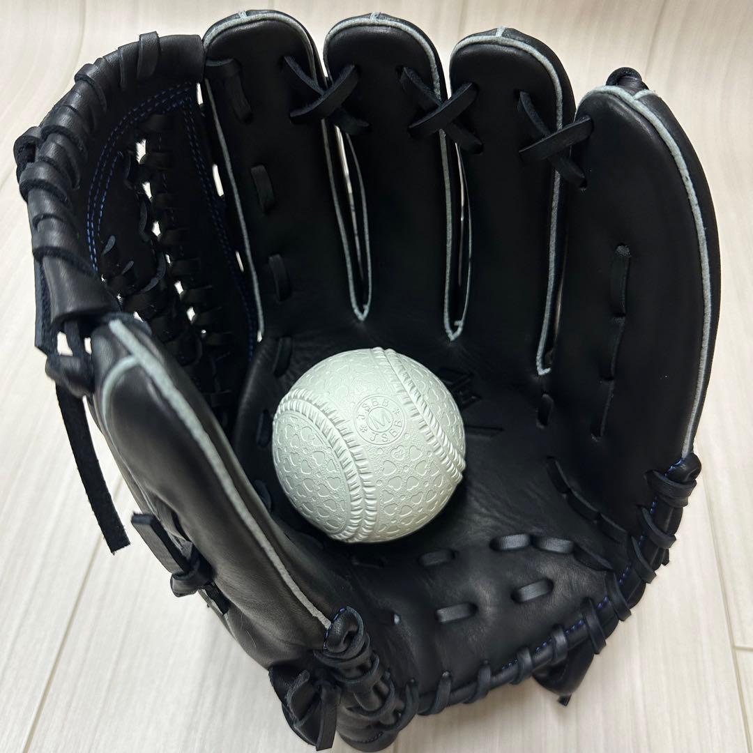 ミズノ　一般軟式用ウィルドライブ ブルー　オールラウンド用　右投げ　新品