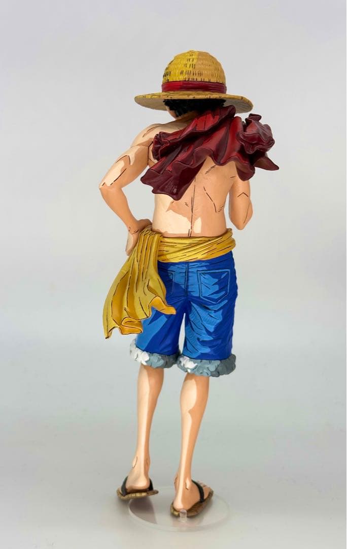 ワンピース　ルフィ　フィギュア