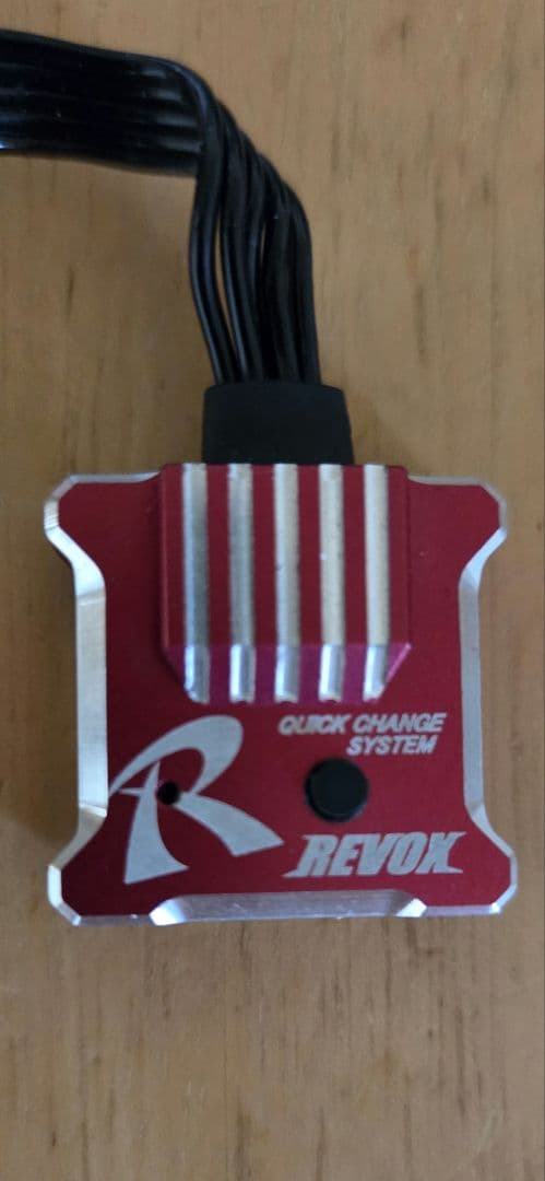 ReveD製 RS-STBサーボ、REVOX ジャイロ (別売り不可）