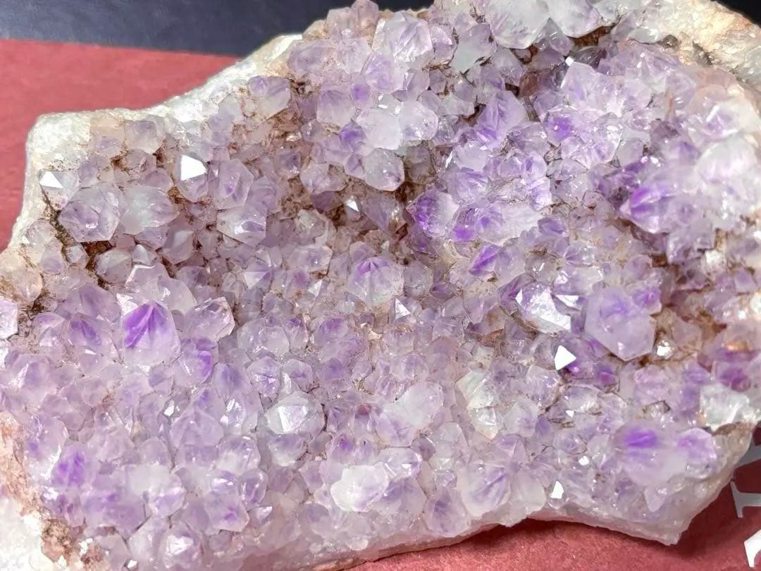 【超希少】ラベンダーアメジストクラスター 大型 ローズアメジスト (カルール産)